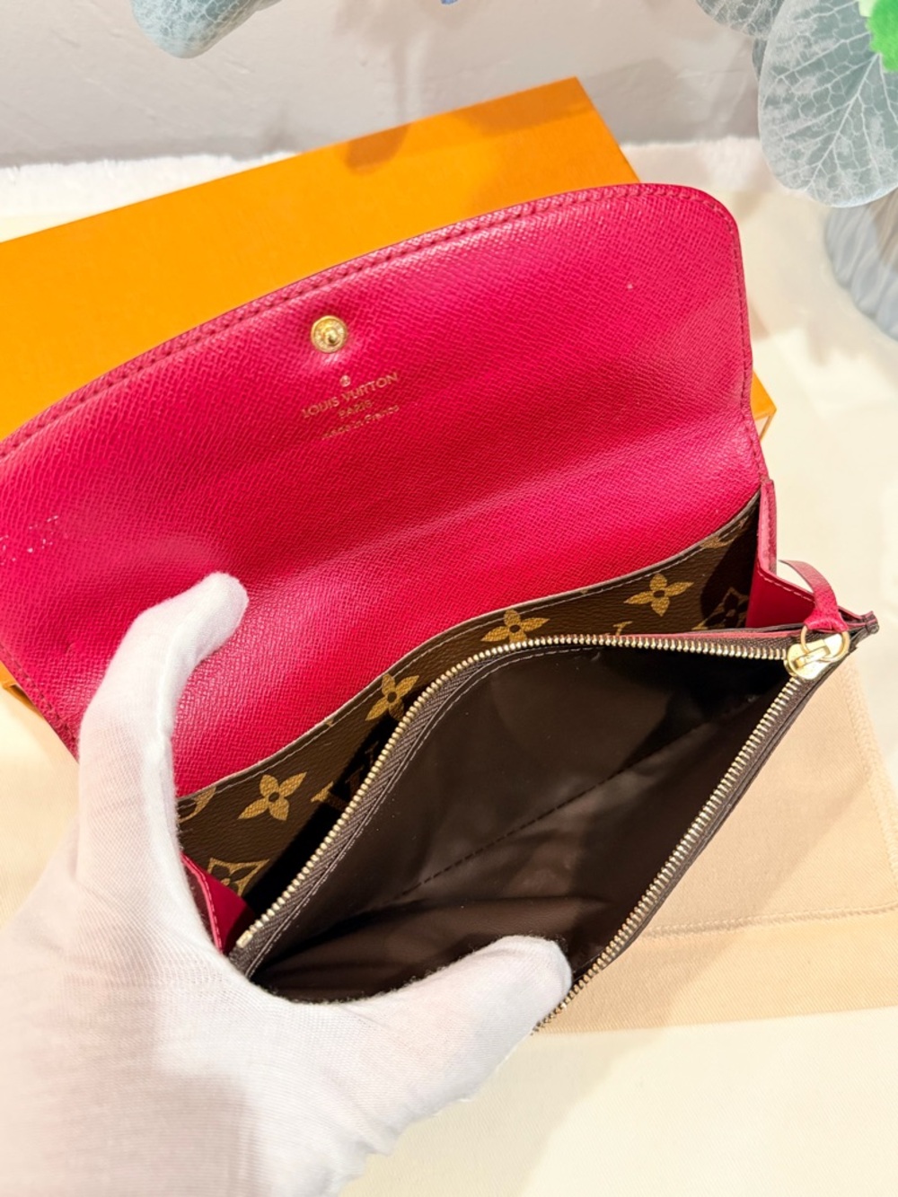 Louis Vuitton Monogram Fuschia Emilie Bifold Wallet - Picture 10 of 16